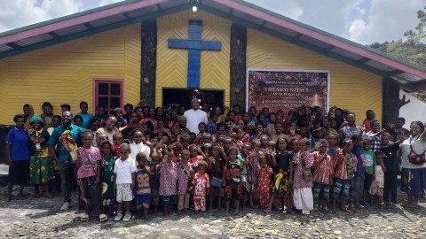 pelajar-siriwo-nabire-natal-bersama