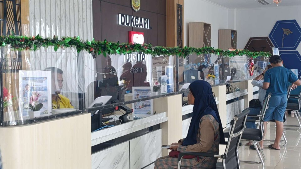 Pelayanan Adminduk di Disdukcapil Mimika. foto: Martha/Papua60detik