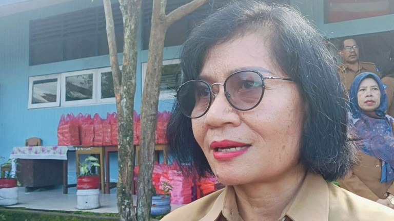 Kadis Pendidikan Nabire Pastikan Sekolah Negeri 100 Persen Gratis