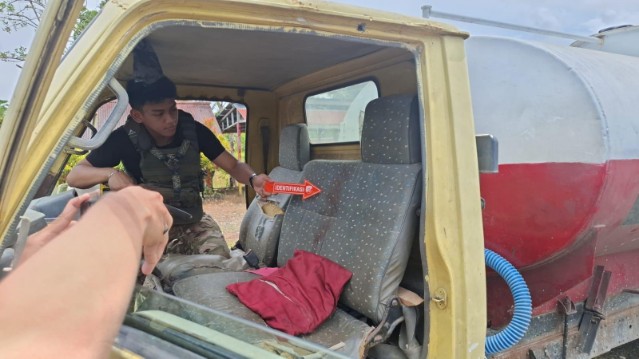 Olah TKP penembakan seorang sopir tangki air di Yahukimo. Foto: Satgas ODC 2026