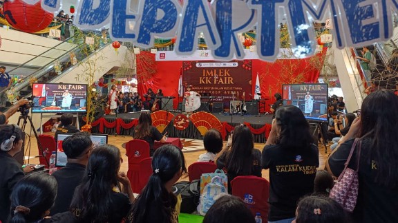 melihat-kreativitas-prestasi-siswa-kalam-kudus-timika-di-imlek-kk-fair