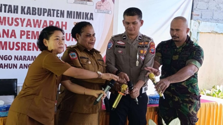 Musrenbang tingkat kelurahan di Kelurahan Dingonarama, foto: Martha/Papua60detik