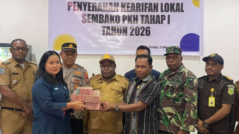 Kantor Pos Timika Salurkan Bantuan PKH ke 1.234 KPM Wilayah Pesisir & Pegunungan