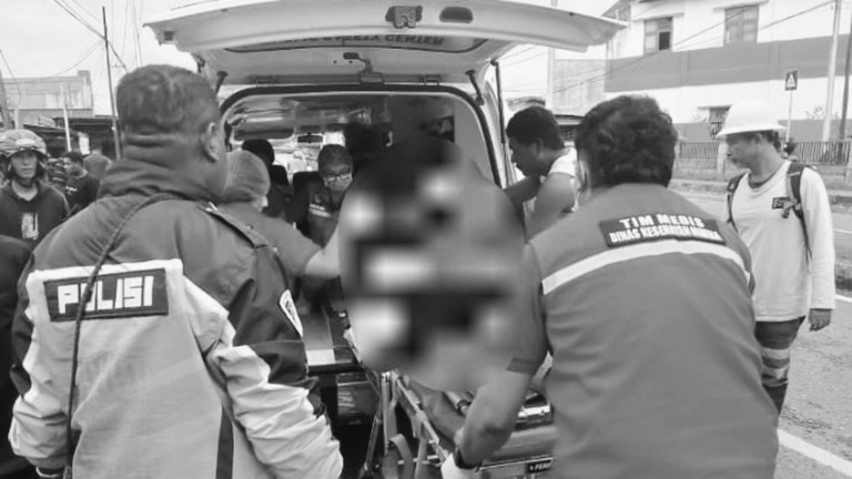 kecelakaan-di-timika-pengendara-tewas-di-tempat-usai-tabrak-pagar