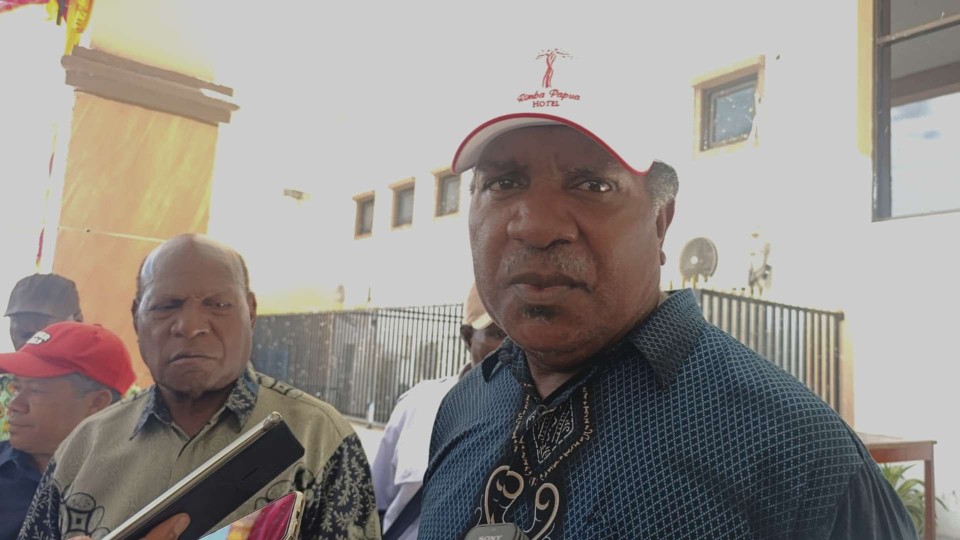 Ketua  Lembaga Masyarakat Adat Suku Kamoro (Lemasko), Gery Okoare, Foto : Martha/Papua60detik