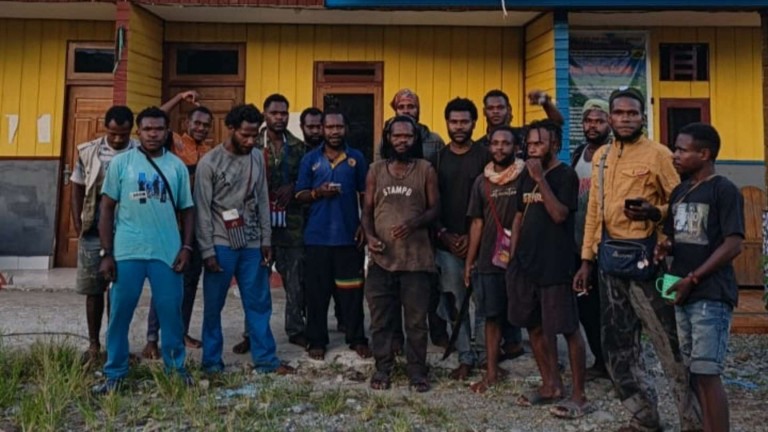 IPMADO Nabire saat memberikan keterangan kepada pers. Foto: Tipex for Papua60detik