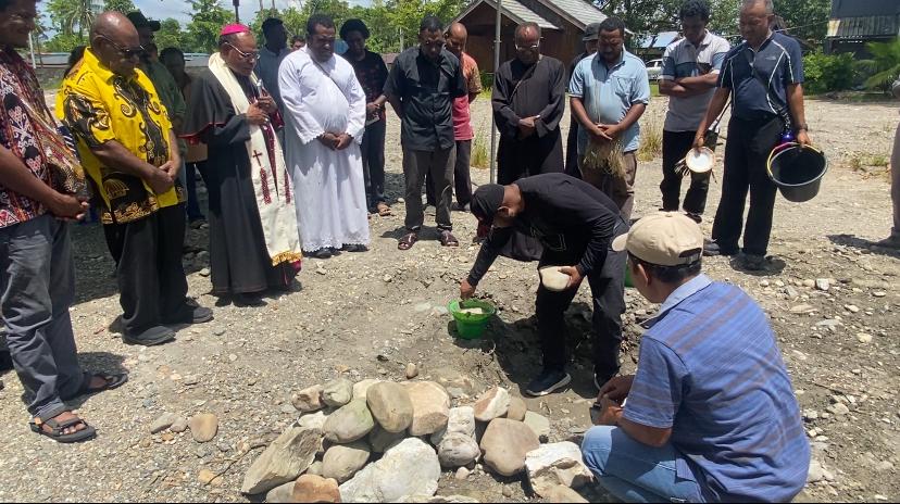 Dukung Pelayanan Imam,  Keuskupan Timika Membangun Wisma Unio