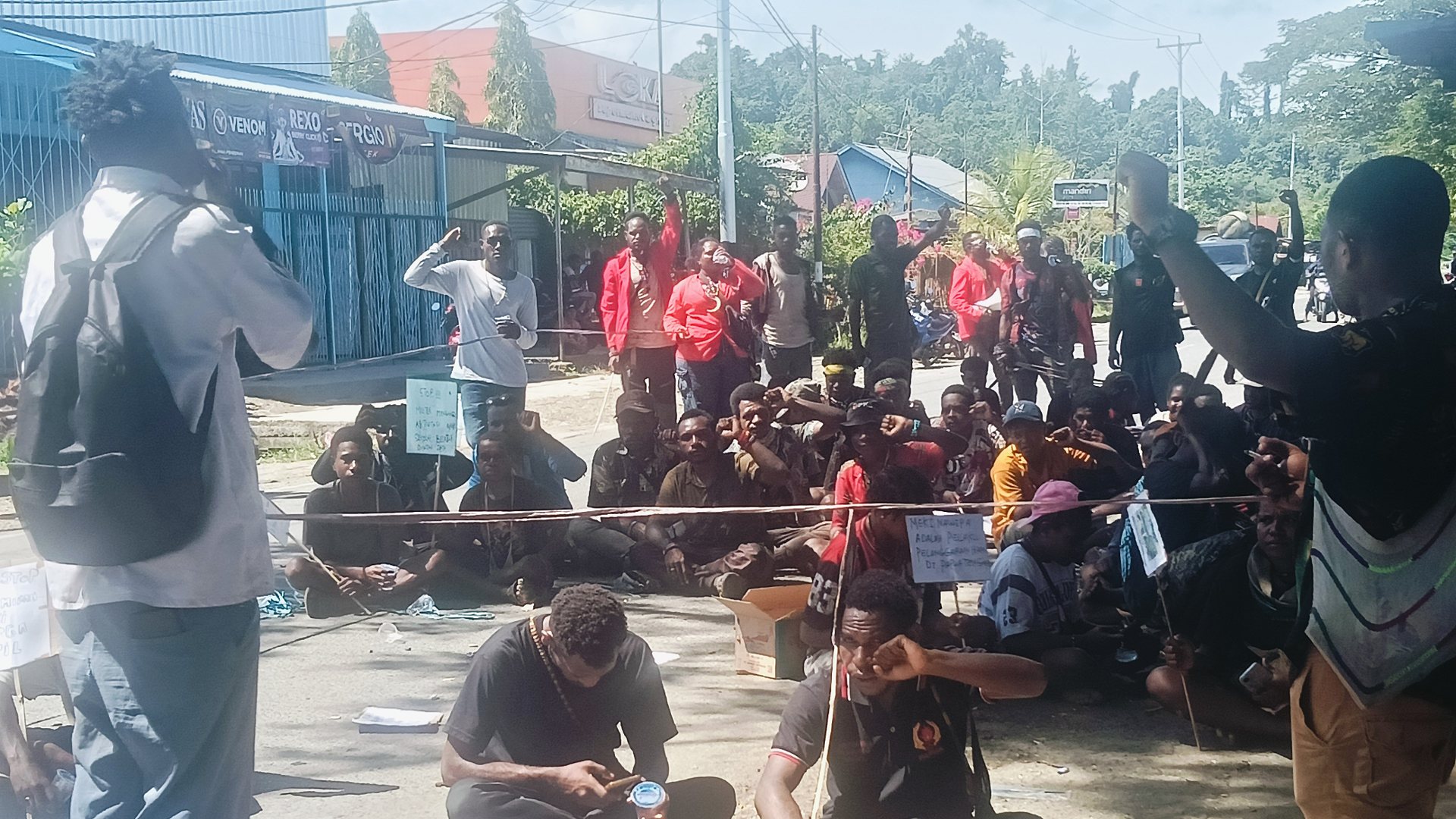 mahasiswa-rakyat-papua-demonstrasi-tuntut-keadilan-bagi-5-nyawa-warga-dogiyai