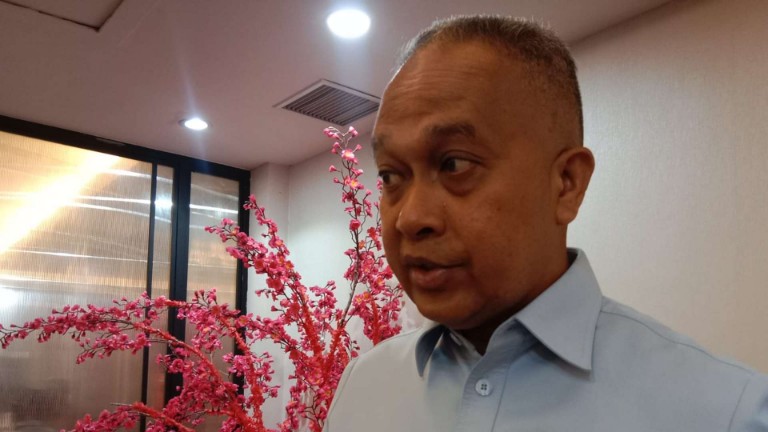 velix-wanggai-sebut-persoalan-pencaker-di-mimika-jadi-pekerjaan-serius-pemerintah