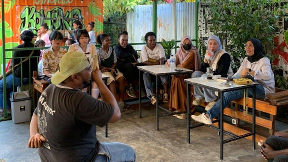 Melihat Geliat Pegiat Literasi di Nabire Rayakan Hari Buku Nasional
