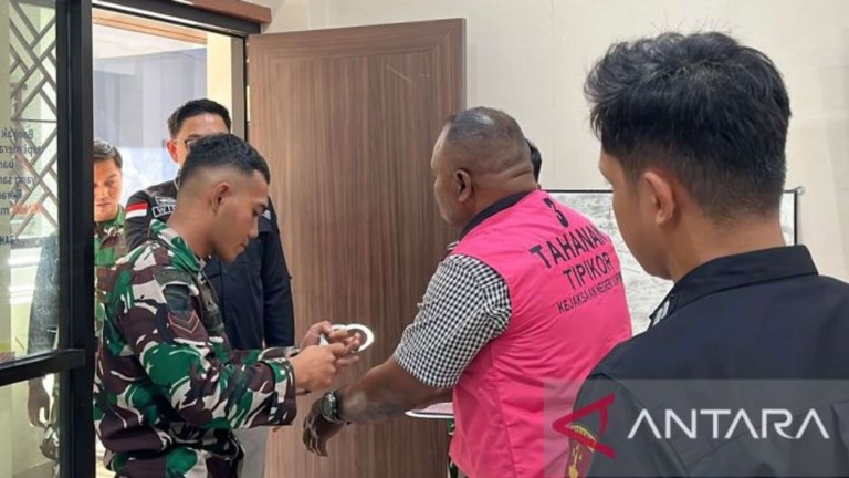 Kejari Sorong Tetapkan Ketua Yayasan Penerima Hibah Sebagai Tersangka