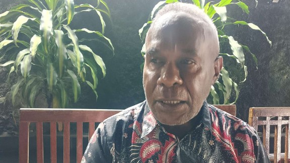 Kepala Dinas Penanaman Modal dan Pelayanan Terpadu Satu Pintu (DPMPTSP) Mimika, Marselinus Mameyau, foto: Martha/Papua60detik