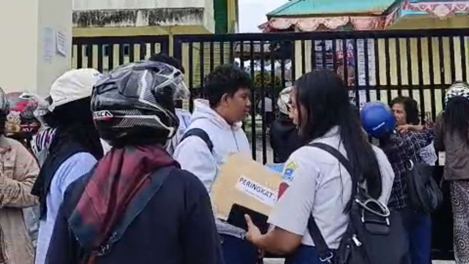 proses Penerimaan Peserta Didik Baru (PPDB) SMA Negeri 1 Mimika. Foto: Martha/ Papua60detik