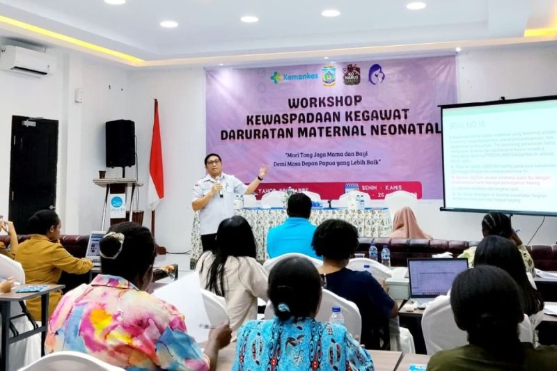Workshop Kewaspadaan Kegawatdaruratan Maternal dan Neonatal yang diselenggarakan Dinkes Papua Tengah di Nabire, Senin (22/6/2026). ANTARA/HO-Dinkes Papua Tengah