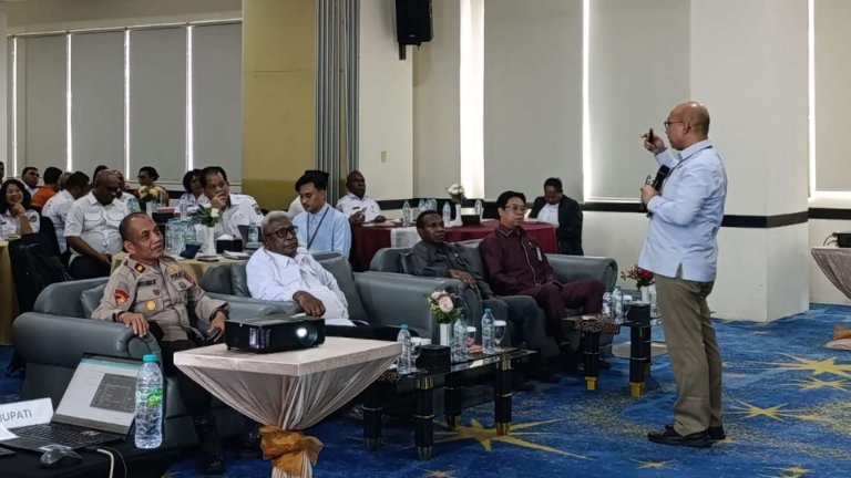 FGD perubahan dan Pengembangan SPBE menjadi pemerintahan digital di Pemkab Mimika, foto: Martha/ Papua60detik