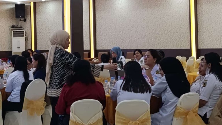 dinkes-mimika-latih-tim-penanganan-stunting-puskesmas-dan-rumah-sakit