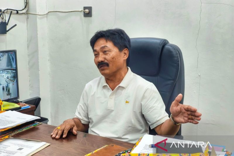 Sekda Nabire Yulianus Passang. ANTARA/Ali Nur Ichsan