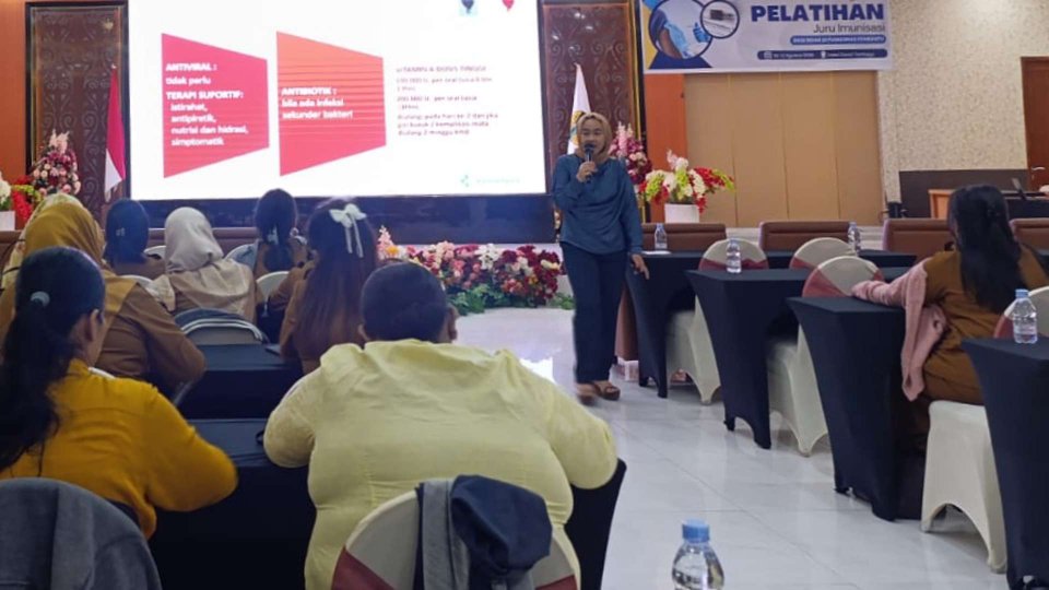 80 Bidan Pustu di Mimika Ikuti Pelatihan Juru Imunisasi