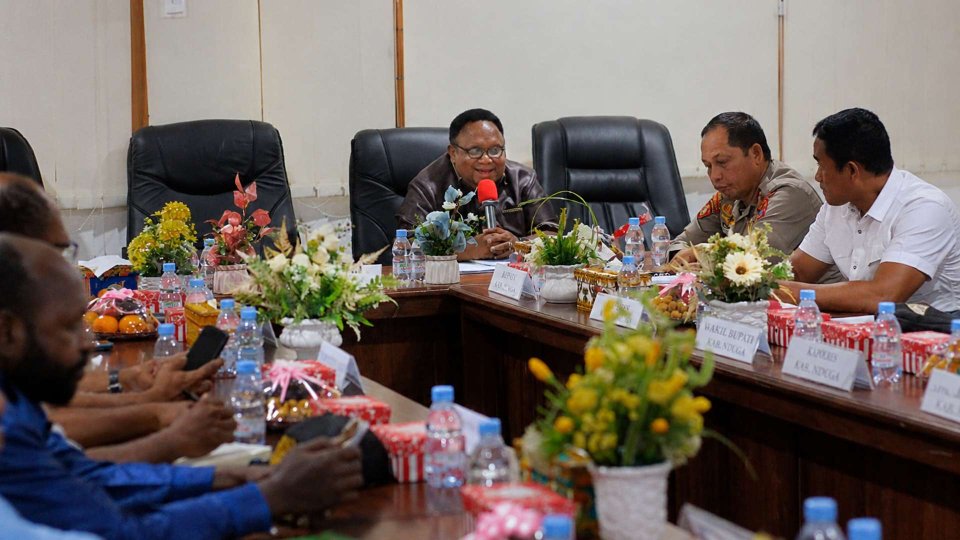 Satgas PKH Mangkir di Rakor Pembahasan Plang Larangan Pertambangan, ini Kata DPR Papua Tengah