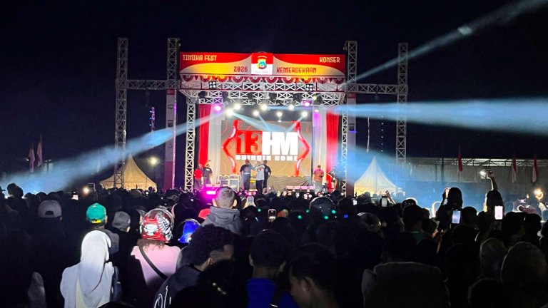 timika-fest-2026-meriah-konser-kemerdekaan-diawali-doa-untuk-korban-gempa-di-ntt