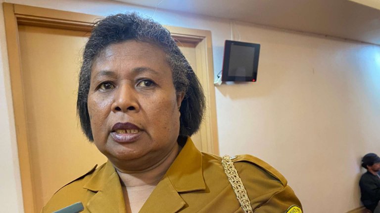 Kepala DP3AP2KB Kabupaten Mimika, Johana Anatje Arwam, foto: Martha/Papua60detik