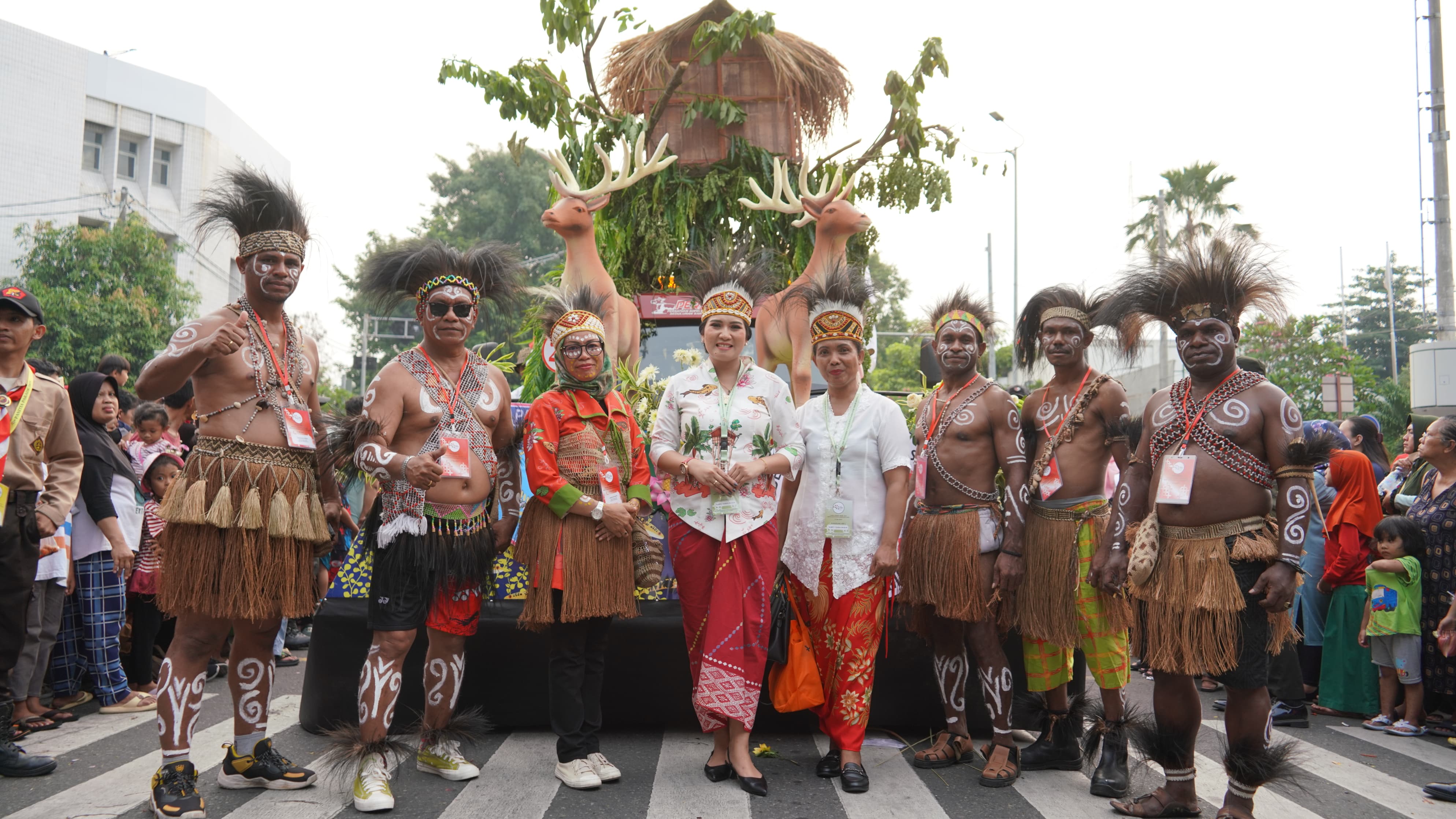 dekranasda-mappi-tampil-memukau-pada-hut-dekranas-ke-44-di-solo