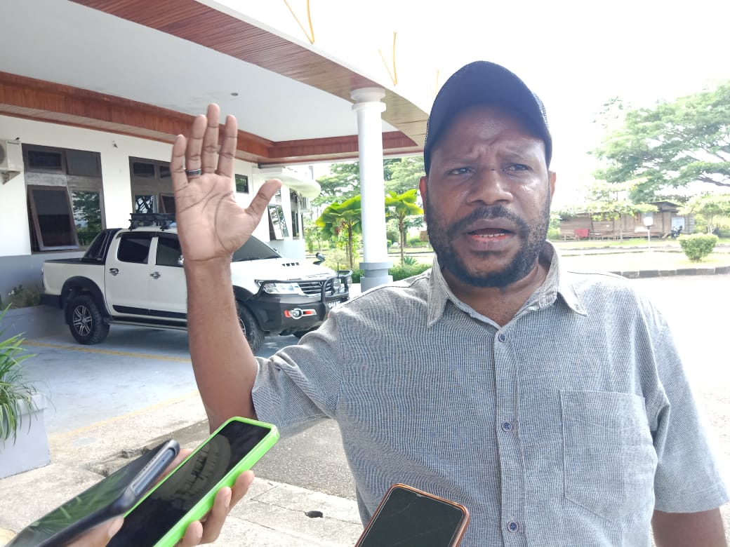 disdik-dan-bagian-sdm-diminta-perhatikan-pendidikan-di-mimika