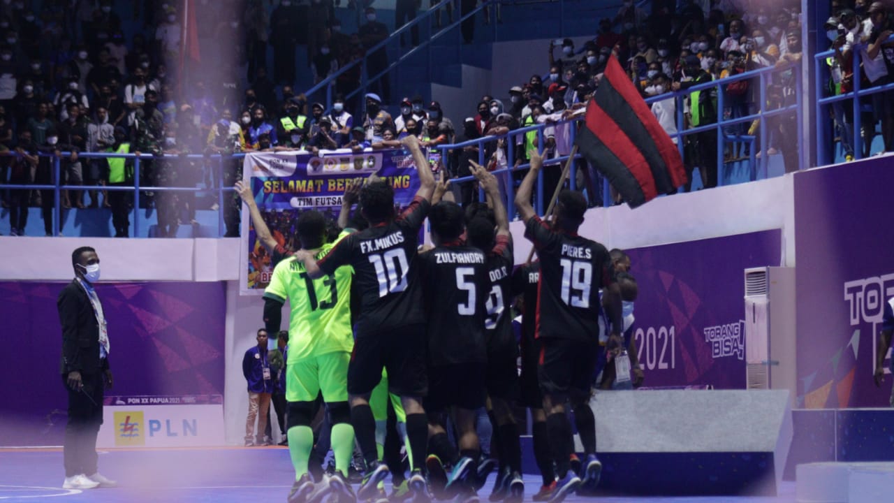 menang-di-semua-laga-futsal-papua-sabet-emas