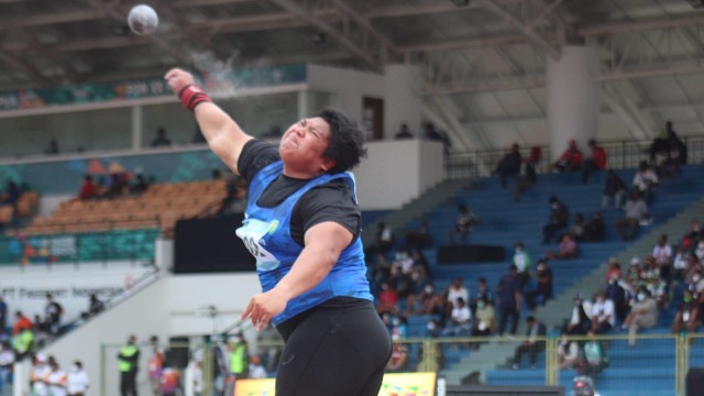 eki-pebri-pecahkan-rekor-nasional-tolak-peluru-putri-di-msc