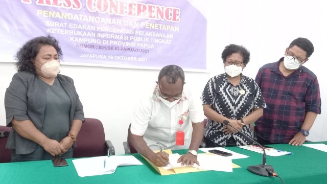 surat-edaran-percepatan-pelaksanaan-keterbukaan-informasi-publik-tingkat-kampung-resmi-berlaku-di-papua