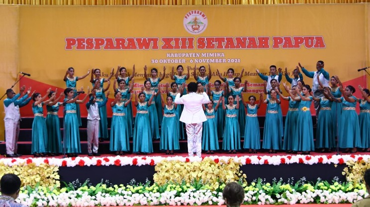 mimika-dapat-emas-di-kategori-psa-pesparawi-xiii