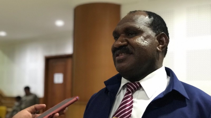 willem-wandik-apresiasi-kinerja-lppd-puncak