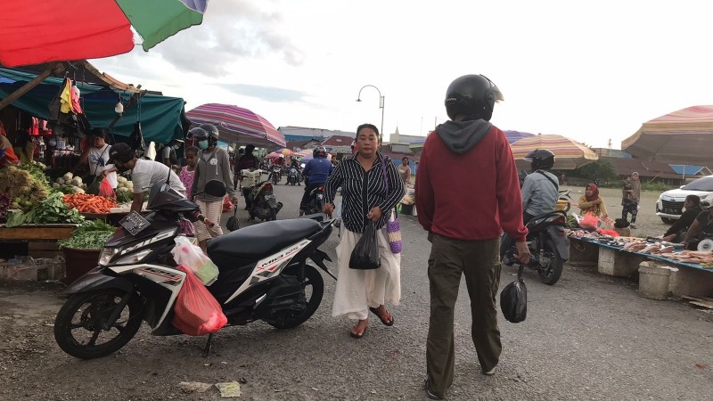 pedagang-kembali-ramai-di-pasar-lama