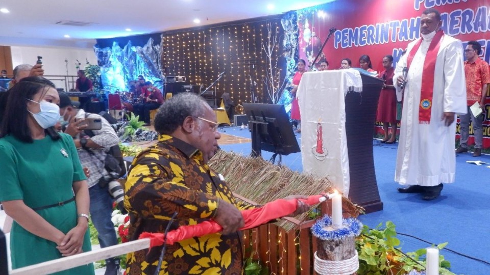 perayaan-natal-bupati-mimika-2021-adalah-tahun-damai