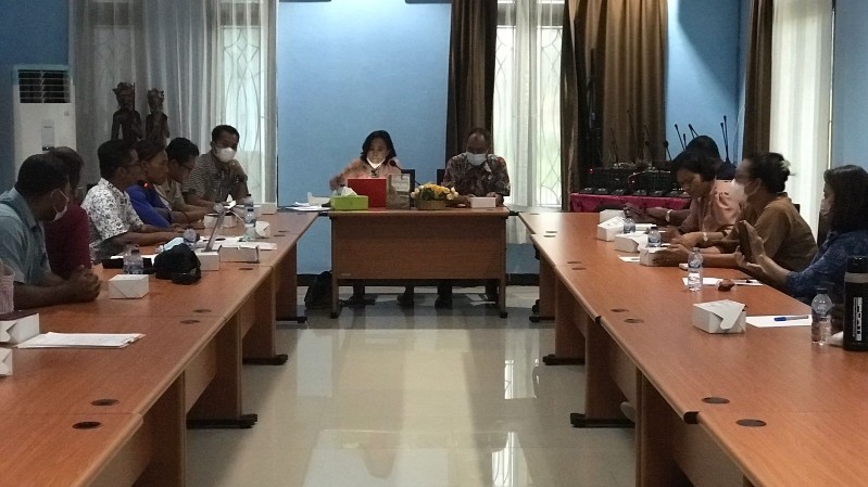 harga-air-galon-akhirnya-turun-rp7-ribu