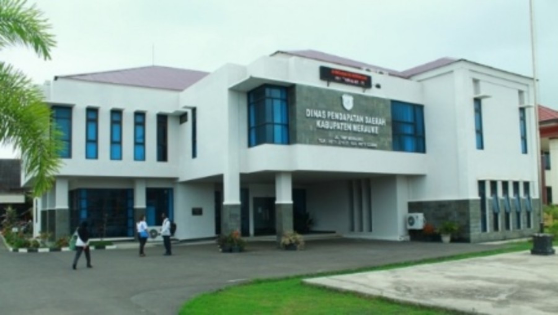bapenda-terapkan-kembali-parkir-berlangganan-di-merauke