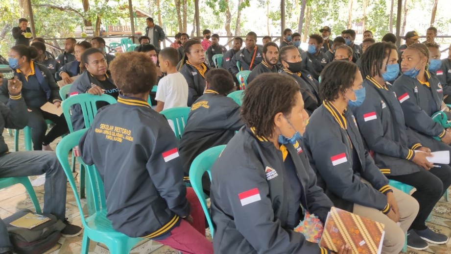 sekolah-restorasi-jadi-alternatif-pembangunan-sdm