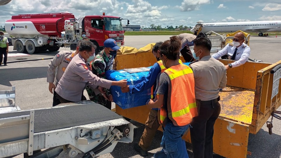 polisi-buru-pelaku-pembunuhan-8-pekerja-di-beoga