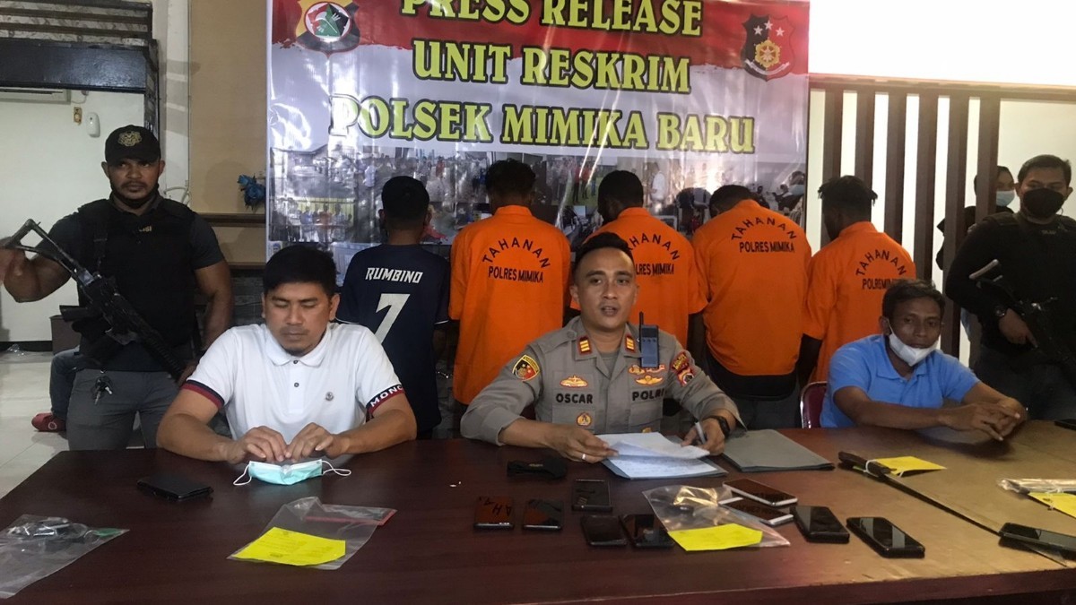 polisi-serahkan-tersangka-kasus-pemalsuan-dokumen-ke-kejaksaan