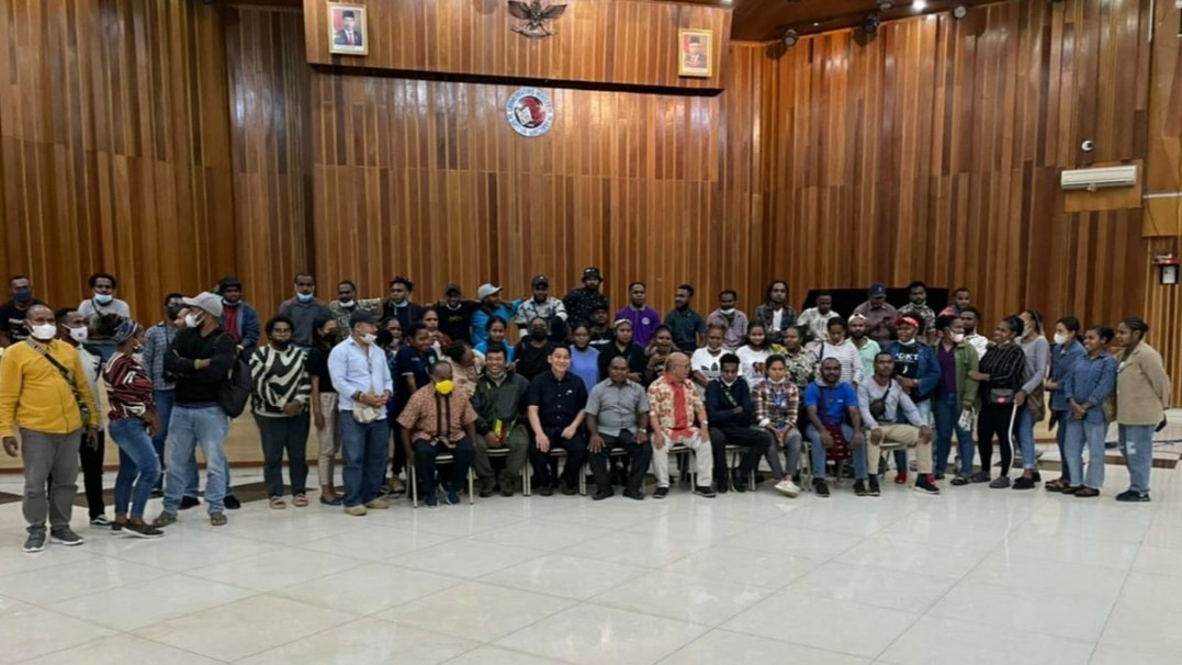 pengawas-ypmak-kunjungi-mitra-dan-penerima-beasiswa-di-jawa-tengah