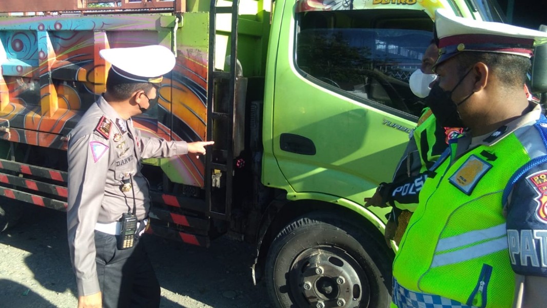 enam-penimbun-solar-modus-modifikasi-truk-di-nabire-ditangkap-polisi