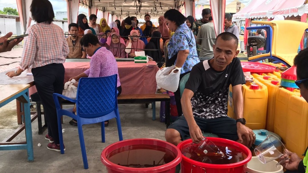 hari-ini-ada-pasar-murah-minyak-goreng-curah-di-pasar-sentral