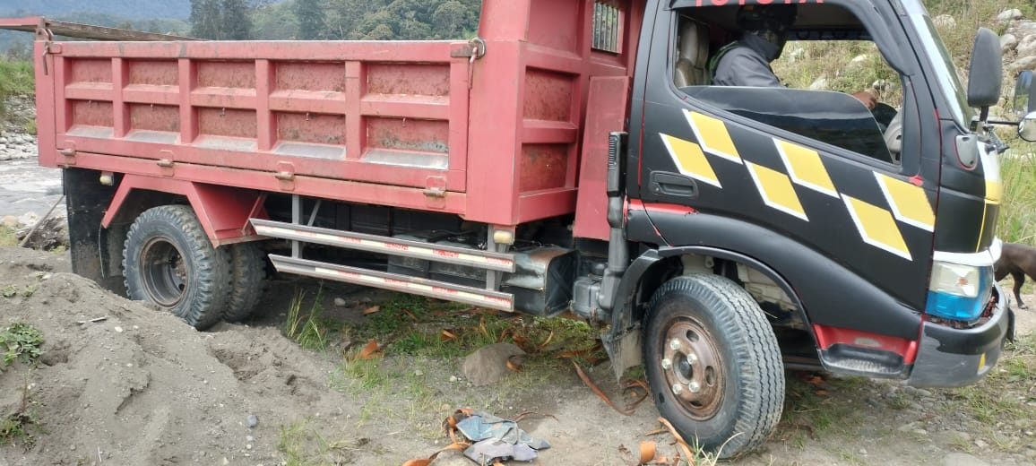 diduga-ditembak-sopir-truck-masih-hilang-di-puncak