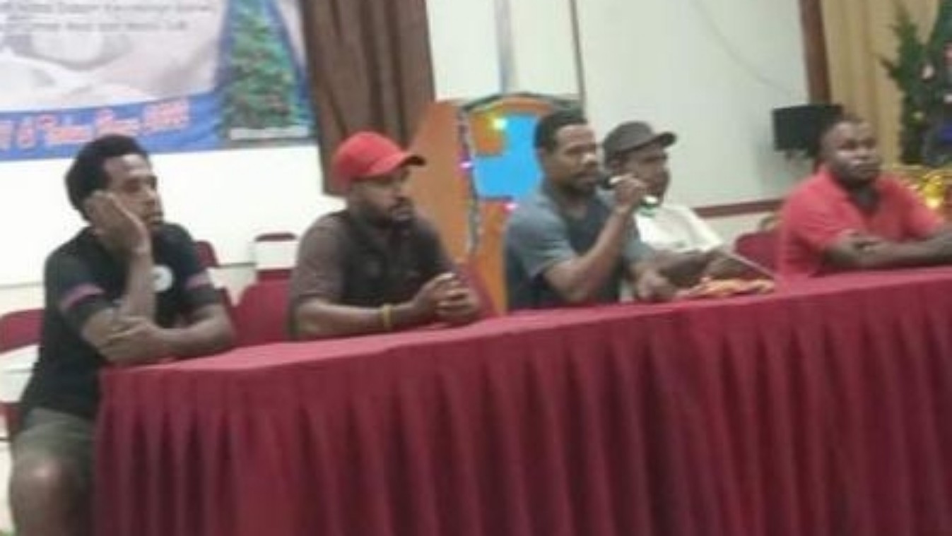 mahasiswa-mimika-protes-atas-deklarasi-dukungan-dob-dan-otsus-jilid-ii