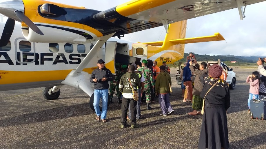 jenazah-korban-penembakan-di-deiyai-dipulangkan-ke-sulsel