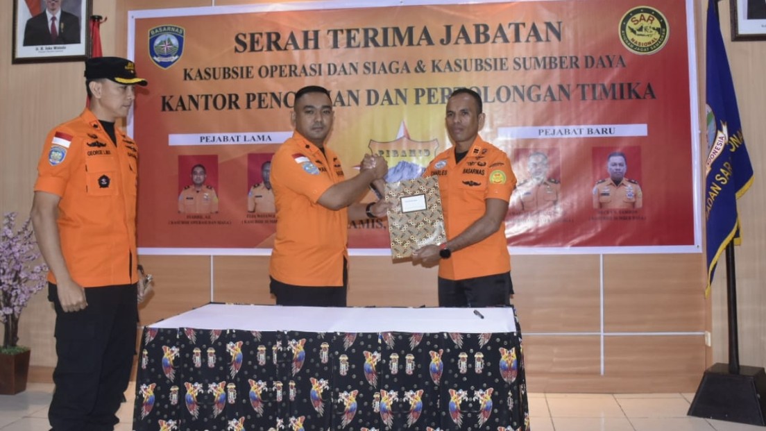 charles-y-batlayjery-gantikan-syahril-sebagai-kasubsie-operasi-sar-timika