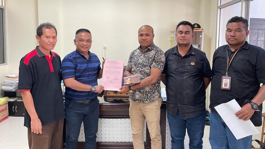 tersangka-dugaan-korupsi-blt-kampung-bintang-lima-serahkan-uang-pengganti-rp50-juta