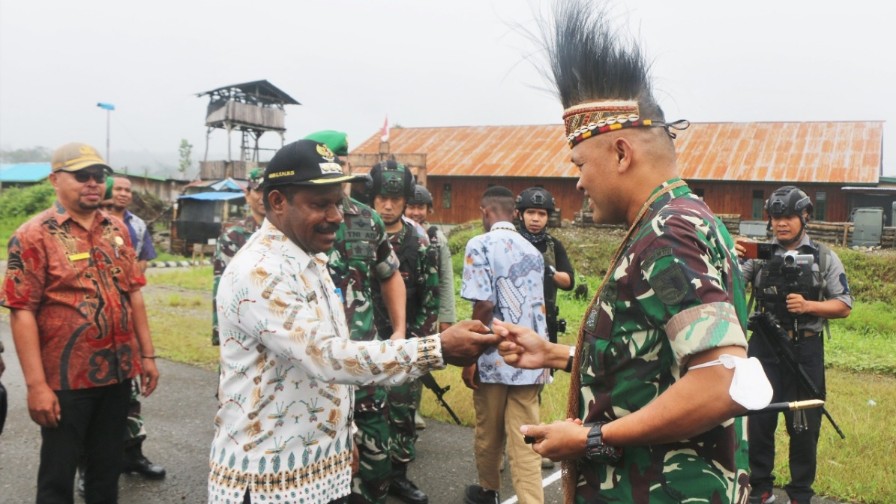 danrem-jo-sembiring-kunjungan-kerja-ke-kenyam-bahas-pengamanan-bandara