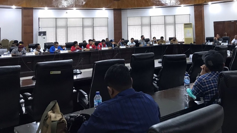 aliansi-cipayung-plus-mimika-rekomendasikan-copot-kepala-disperindag-dan-perwakilan-pertamina