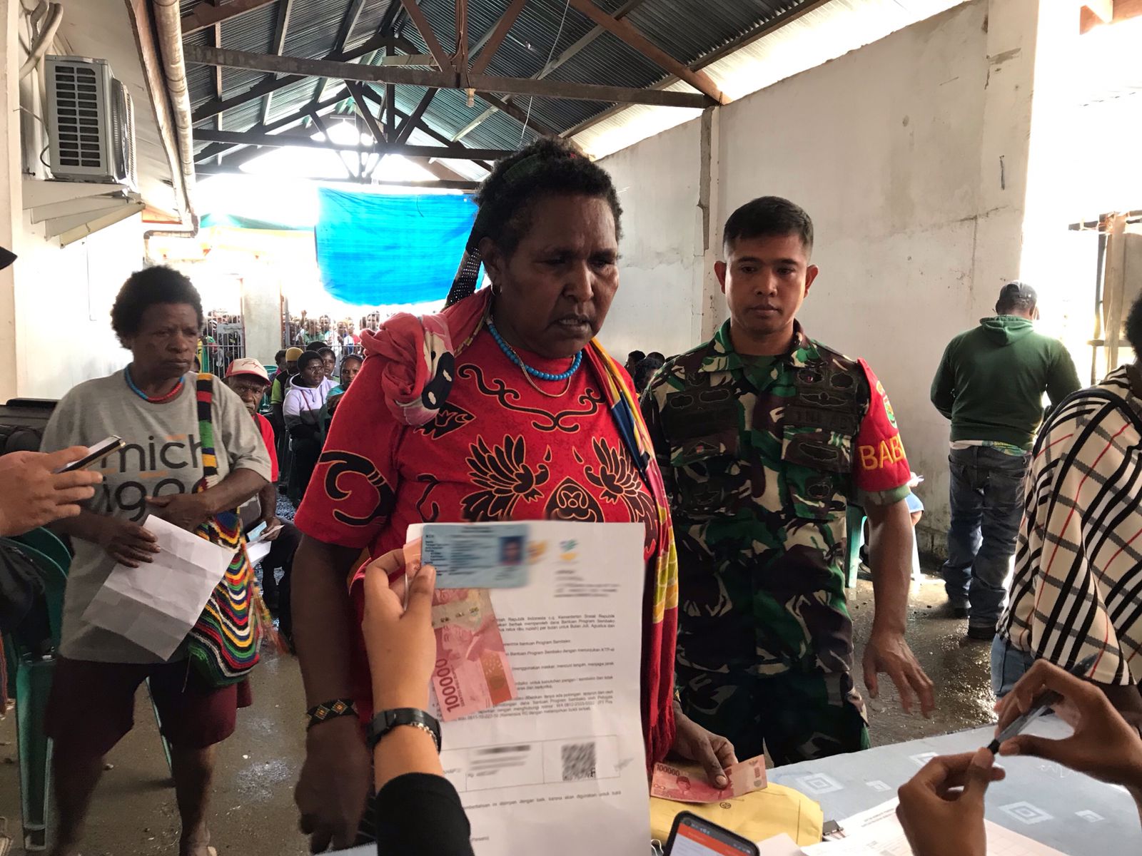 18-ribu-warga-mimika-terdaftar-sebagai-penerima-bantuan-tunai